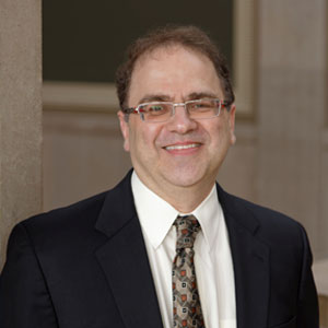 Narayana Kocherlakota Headshot